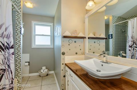 600 Canyon Ln, Elgin, IL 60123 photo 17