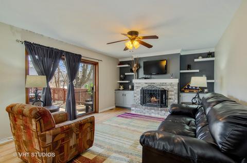 600 Canyon Ln, Elgin, IL 60123 photo 9