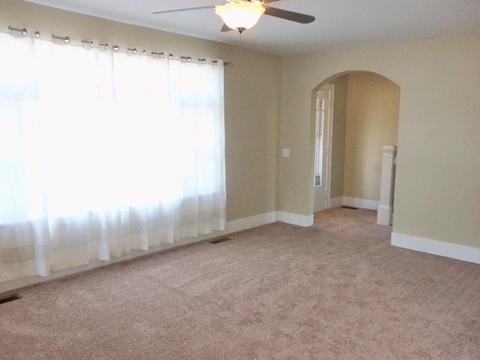 307 S 4th St, Oregon, IL 61061 photo 3