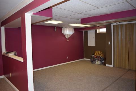 907 E Locust St, Bloomington, IL 61701 photo 13