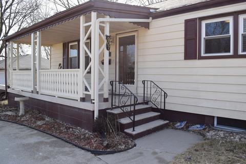 907 E Locust St, Bloomington, IL 61701 photo 23