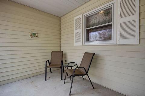 412 S White St, Sidney, IL 61877 photo 5