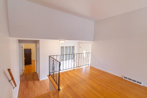 5732 Rose Ct, Berkeley, IL 60163 photo 4