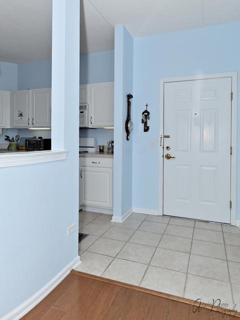3115 Town Square Dr #208, Rolling Meadows, IL 60008 photo 3