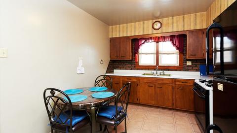 6430 Sinclair Ave, Berwyn, IL 60402 photo 13