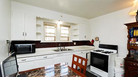 6430 Sinclair Ave, Berwyn, IL 60402 photo 21