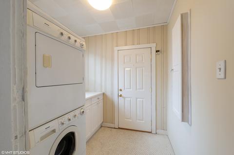 1445 W Warner Ave #3-E, Chicago, IL 60613 photo 14