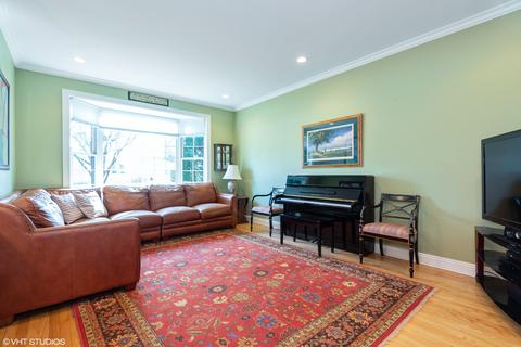 146 Glenview Rd, Glenview, IL 60025 photo 2