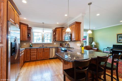146 Glenview Rd, Glenview, IL 60025 photo 4