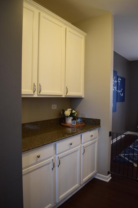 601 Haversham Ave, Elgin, IL 60124 photo 9