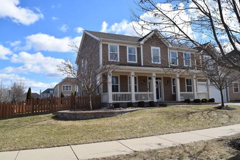 601 Haversham Ave, Elgin, IL 60124 photo 2