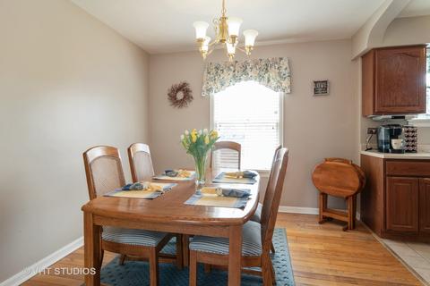 159 E Burlington St, Riverside, IL 60546 photo 4