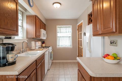 159 E Burlington St, Riverside, IL 60546 photo 5