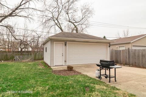 159 E Burlington St, Riverside, IL 60546 photo 12