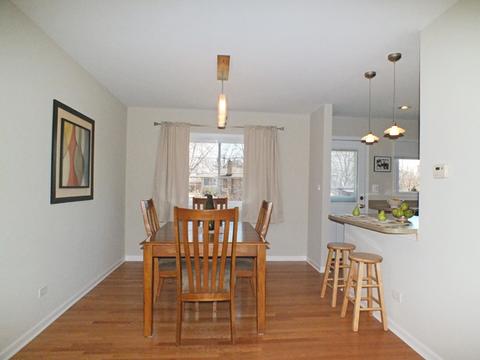 731 Manor Ct, Des Plaines, IL 60016 photo 14