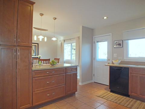 731 Manor Ct, Des Plaines, IL 60016 photo 7