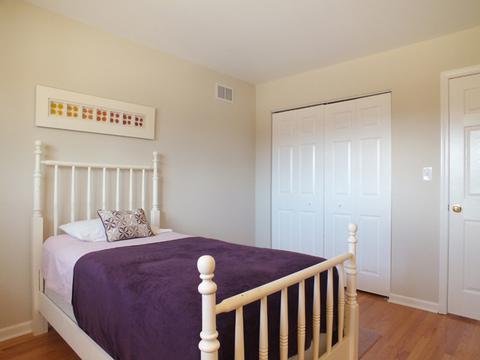 731 Manor Ct, Des Plaines, IL 60016 photo 24