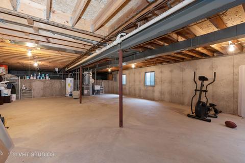 256 Brittany Trl, Elgin, IL 60120 photo 15