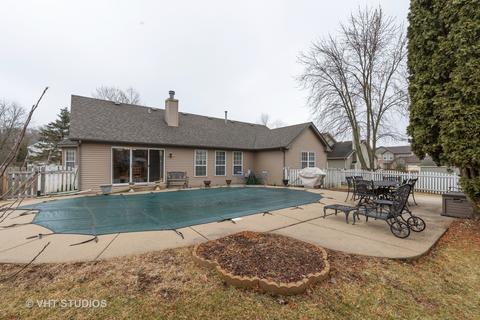 256 Brittany Trl, Elgin, IL 60120 photo 16