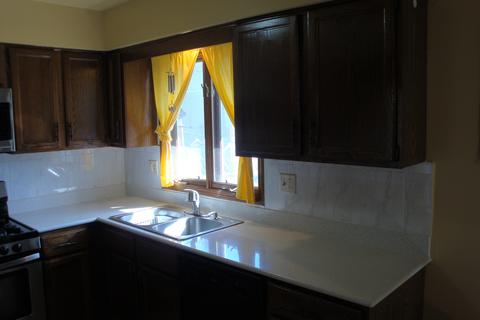 11 S Melrose Ave, Elgin, IL 60123 photo 2