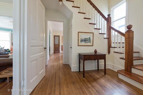 2030 Maple Ave, Evanston, IL 60201 photo 3
