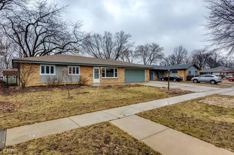 580 Milton Ln, Hoffman Estates, IL 60169 photo 3