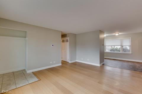 580 Milton Ln, Hoffman Estates, IL 60169 photo 5