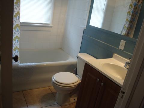 245 S State St, Elgin, IL 60123 photo 10