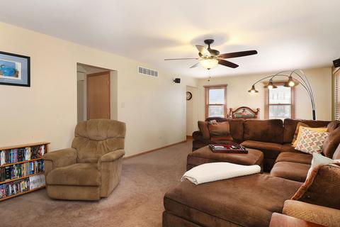 6603 Benich Ln, Plainfield, IL 60586 photo 3