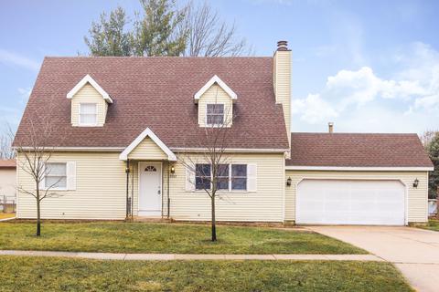 2007 Bittersweet Dr, Plano, IL 60545 photo 1