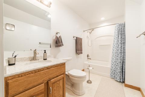 2007 Bittersweet Dr, Plano, IL 60545 photo 17