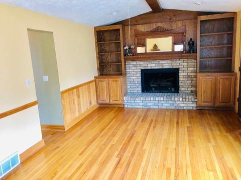 1015 E Olive St, Bloomington, IL 61701 photo 2
