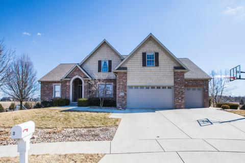 3 White Cliff Ct, Bloomington, IL 61705 photo 1
