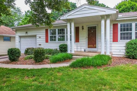 303 Oakdale Ave, Normal, IL 61761 photo 2