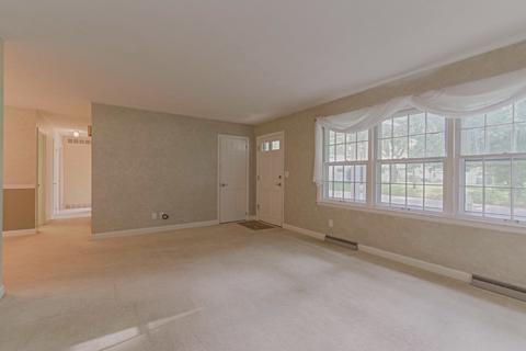 303 Oakdale Ave, Normal, IL 61761 photo 6