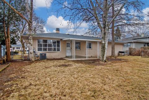 665 Bennett Dr, Elgin, IL 60120 photo 17