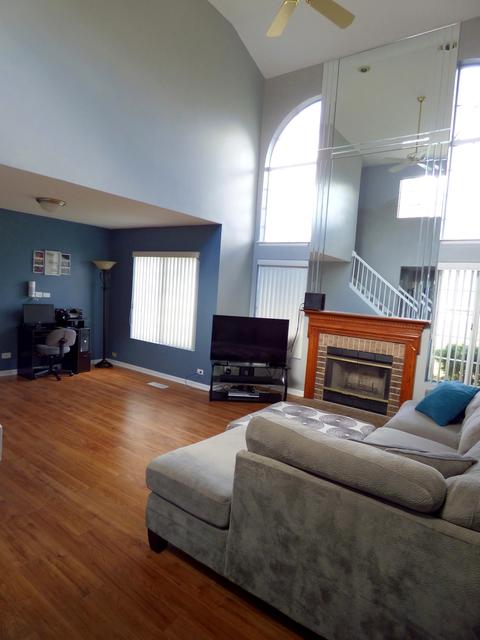 1214 Dunamon Dr, Bartlett, IL 60103 photo 3
