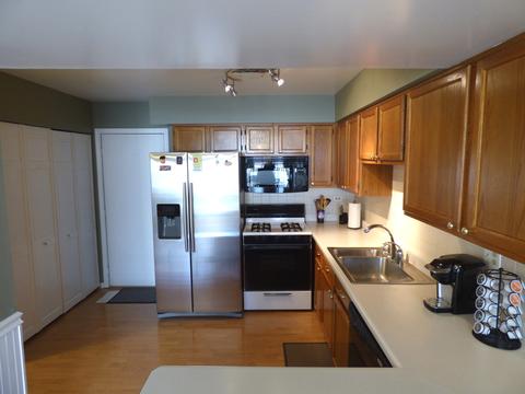 1214 Dunamon Dr, Bartlett, IL 60103 photo 5