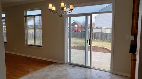 2827 Arches Dr, Plainfield, IL 60586 photo 9