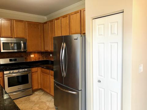 2827 Arches Dr, Plainfield, IL 60586 photo 6
