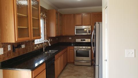 2827 Arches Dr, Plainfield, IL 60586 photo 4