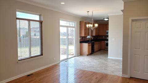 2827 Arches Dr, Plainfield, IL 60586 photo 8