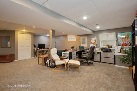 1102 Pember Cir, West Dundee, IL 60118 photo 17
