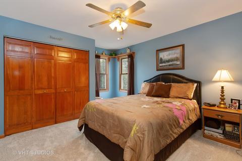 1102 Pember Cir, West Dundee, IL 60118 photo 12