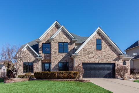 3847 Grassmere Rd, Naperville, IL 60565 photo 1