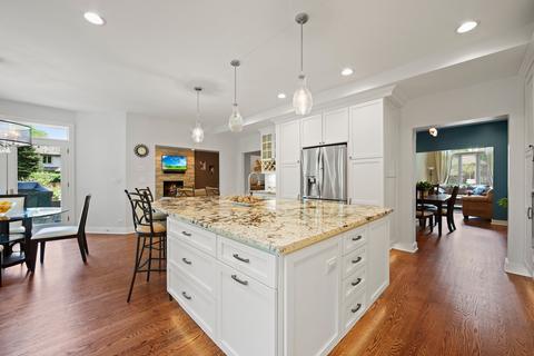 3140 Keystone Rd, Northbrook, IL 60062 photo 7