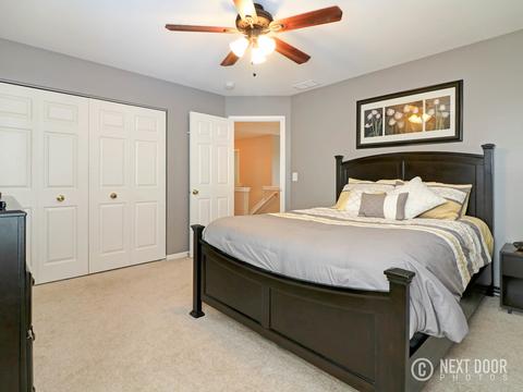 606 Erin Dr, Elgin, IL 60124 photo 14