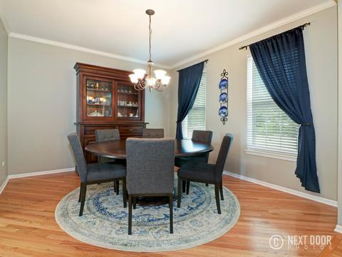 606 Erin Dr, Elgin, IL 60124 photo 13
