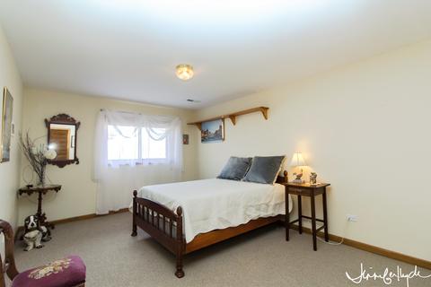 10110 N River Rd, Algonquin, IL 60102 photo 17