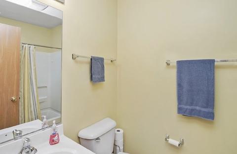 2021 Grayhawk Dr, Aurora, IL 60503 photo 25